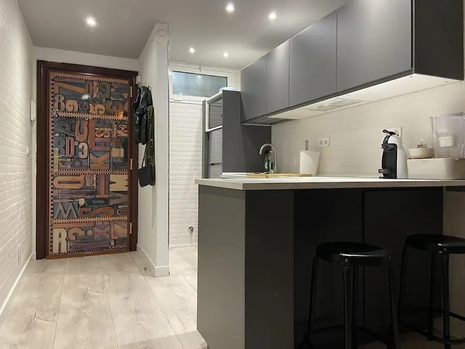 Casa Picaso Elegance, One Bedroom City Center Apartment With Balcony By Namaste Elite Torremolinos
