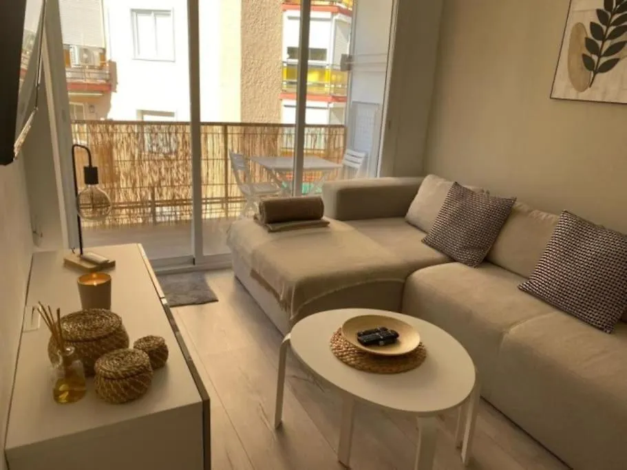 Casa Picaso Elegance, One Bedroom City Center Apartment With Balcony By Namaste Elite Torremolinos